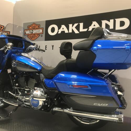 Harley-Davidson® CVO Street Glide Limited 2026 thumb 0
