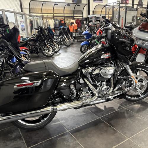 2026 Street Glide 117CI thumb 1