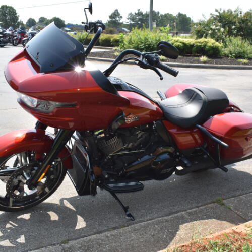 FLTRX 2025 Road Glide™ thumb 1
