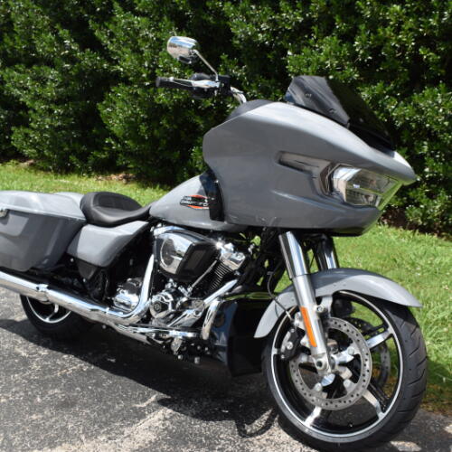 FLTRX 2026 Road Glide® thumb 3