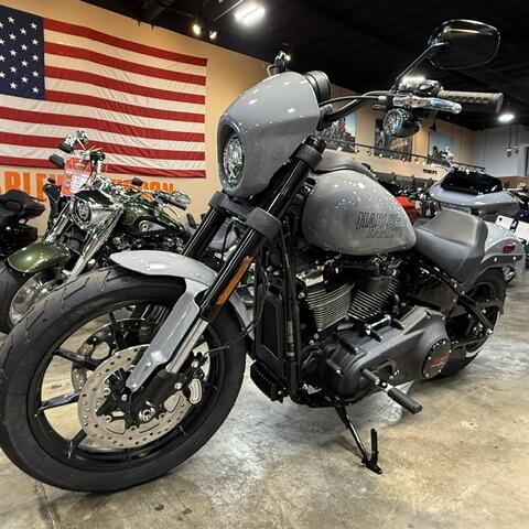 2026 Harley-Davidson® Low Rider™ S Dark Billiard Gray Black Trim thumb 2