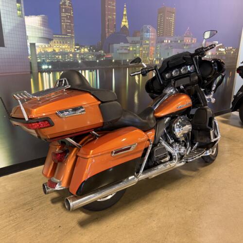 2014 Harley-Davidson® Ultra Limited FLHTK thumb 0