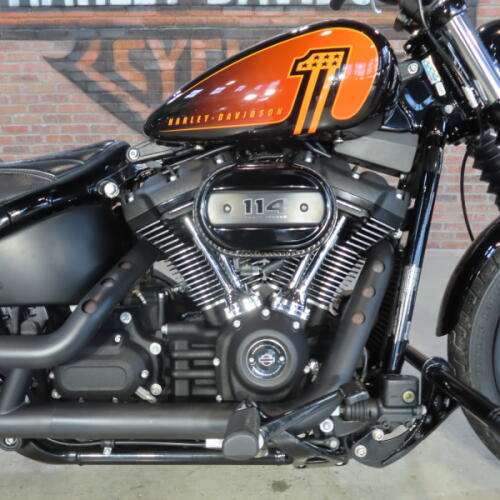 2023 Harley-Davidson® Street Bob® 114 FXBBS thumb 3