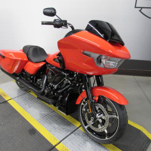 FLTRX 2026 Road Glide® thumb 3
