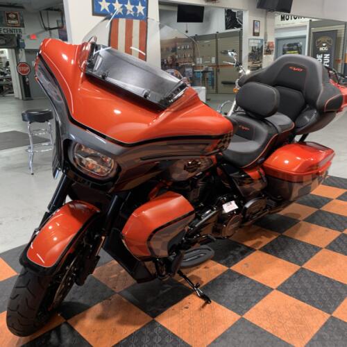 2026 Harley-Davidson CVO Street Glide Limited FLHXLSE thumb 0