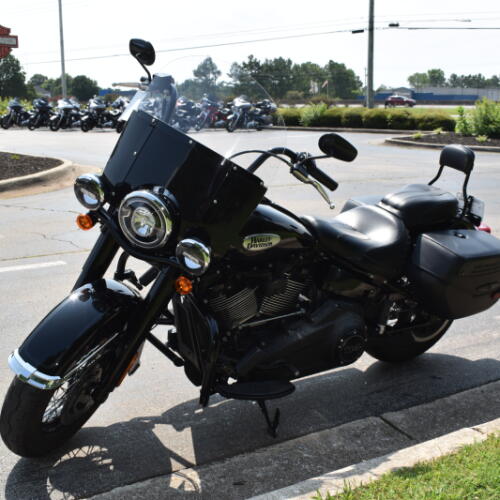2023 Harley-Davidson® Heritage Classic thumb 1