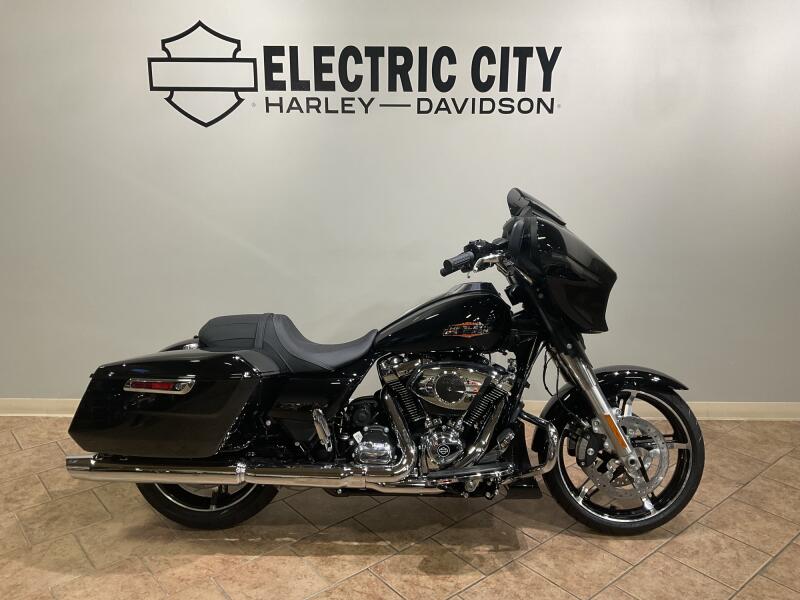 2025 Harley-Davidson® FLHX Street Glide® Vivid Black
