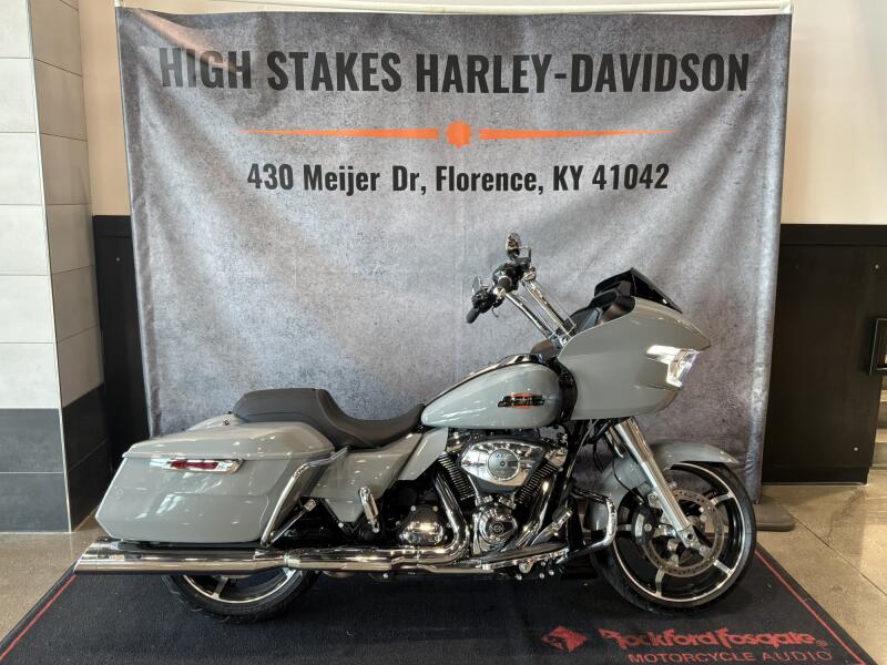 2024 Harley-Davidson® Road Glide® Billiard Gray