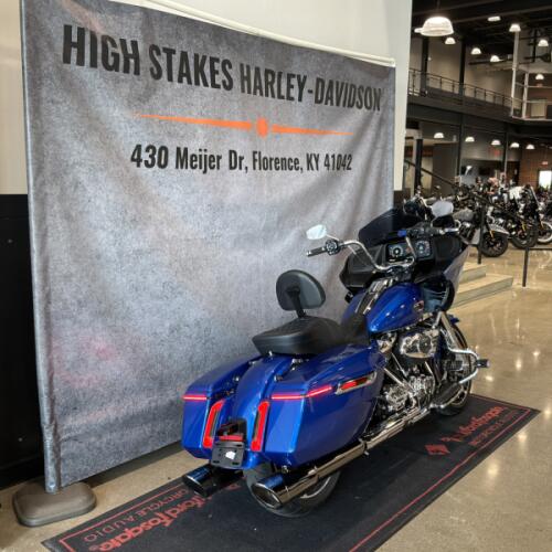2025 Harley-Davidson® Road Glide® Blue Burst thumb 1