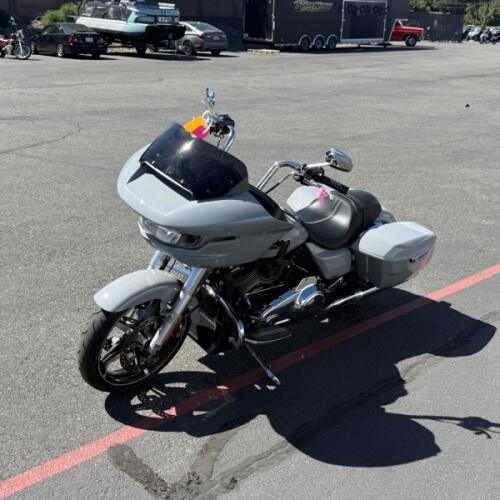 FLTRX 2025 Road Glide™ thumb 0