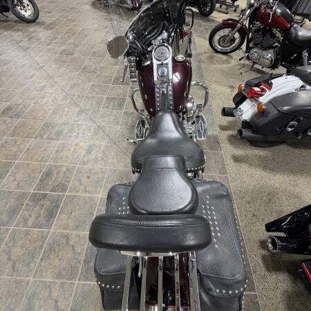 2005 Harley-Davidson® Heritage Softail® Classic Black Cherry thumb 3