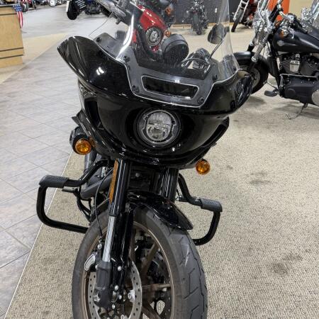2024 Harley-Davidson® Low Rider® S Vivid Black thumb 2