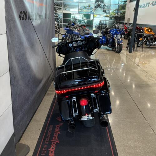 2019 Harley-Davidson® Ultra Limited Vivid Black thumb 0
