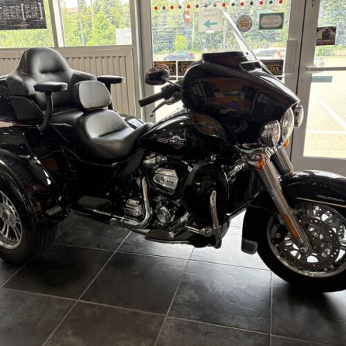 2024 Tri-Glide 114CI thumb 2