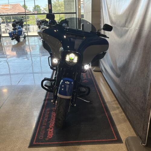 2023 Harley-Davidson® Street Glide® Special Bright Billiard Blue/Billiard Gray - Black Finish thumb 2
