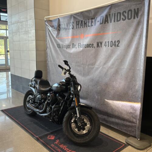 2022 Harley-Davidson® Fat Bob® 114 Vivid Black thumb 3