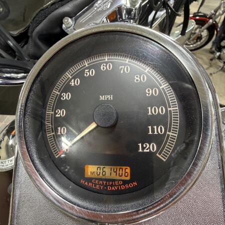 2005 Harley-Davidson® Heritage Softail® Classic Black Cherry thumb 1