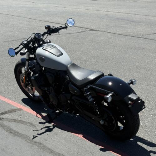 RH975 2025 Nightster™ thumb 1