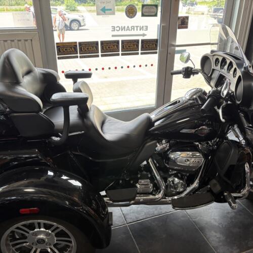 2024 Tri-Glide 114CI thumb 0