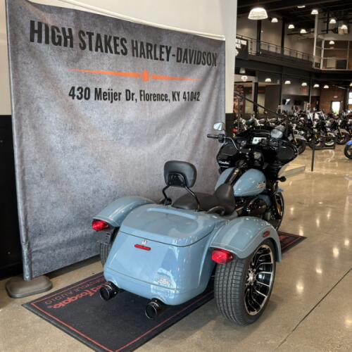 2024 Harley-Davidson® Road Glide® 3 Sharkskin Blue - Black Finish FLTRT thumb 1