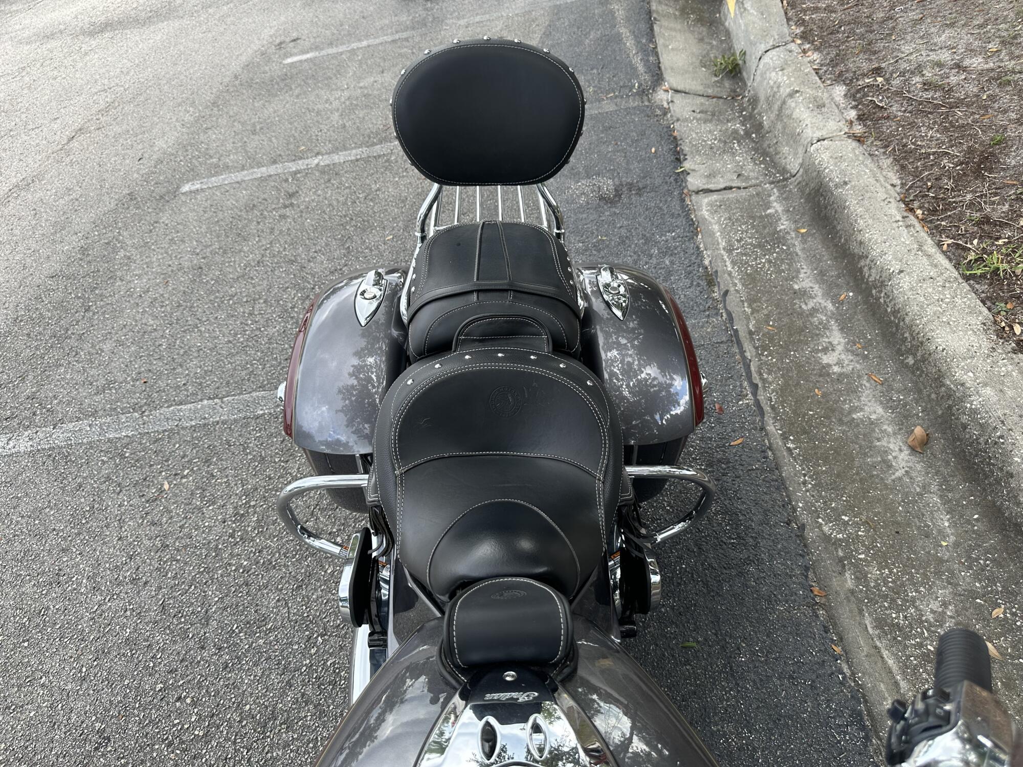 2017 Indian Motorcycle Springfield Indian Red, photo 13