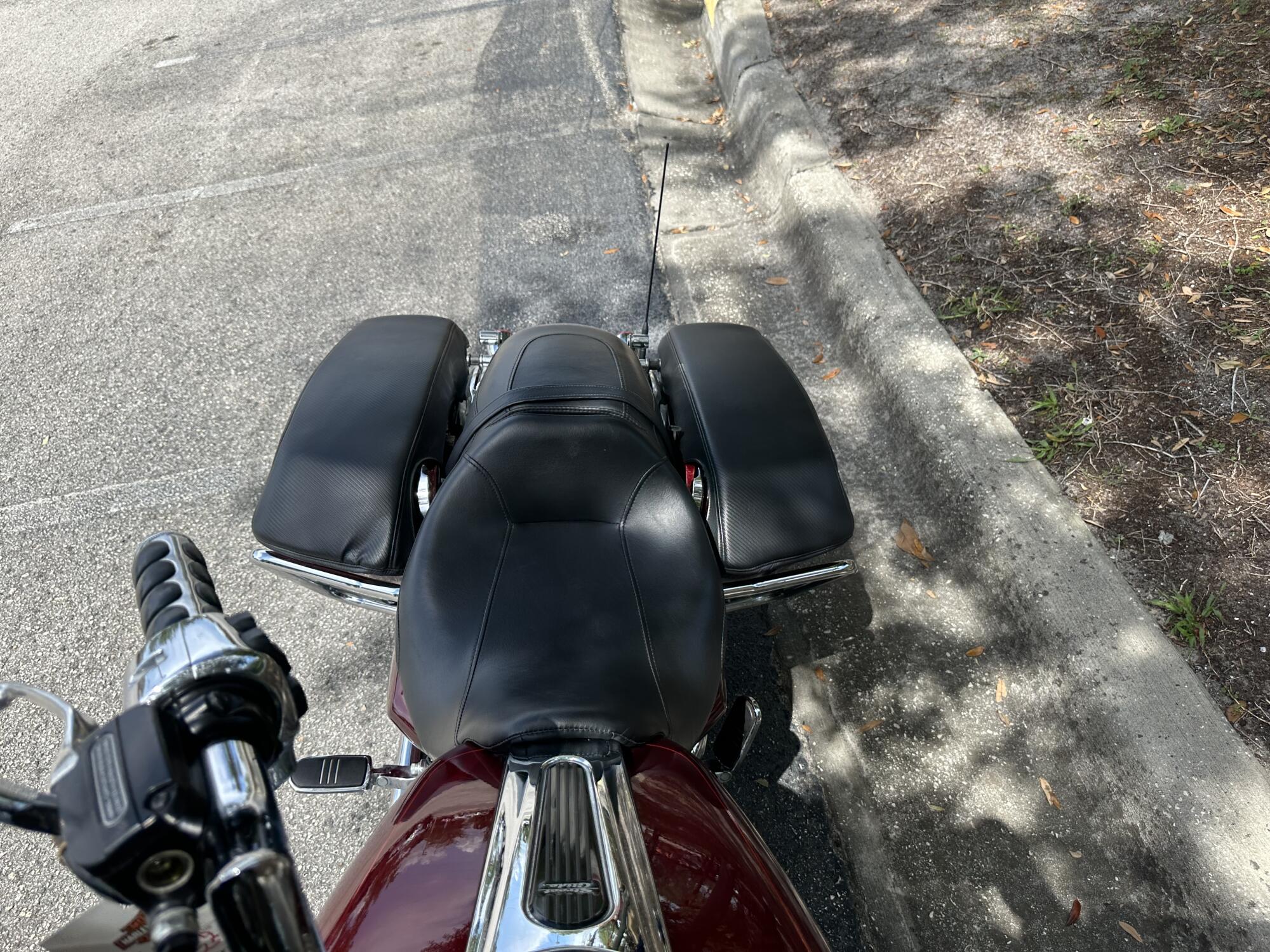 2016 Harley-Davidson® Street Glide® Special Velocity Red Sunglo, photo 14