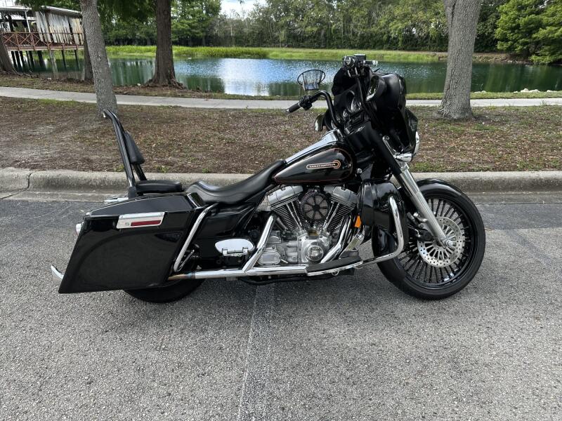 1999 Harley-Davidson® Electra Glide Standard Black