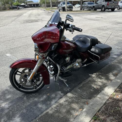 2016 Harley-Davidson® Street Glide® Special Velocity Red Sunglo thumb 1