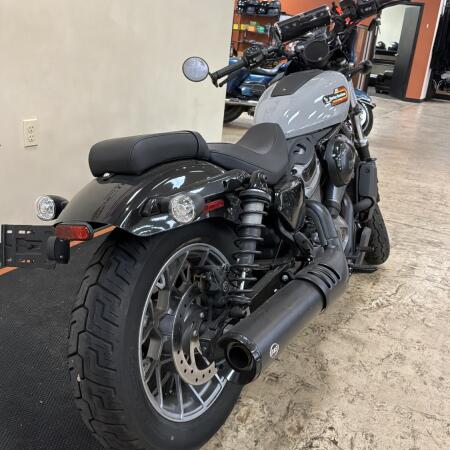 RH975S 2024 Nightster™ Special thumb 2