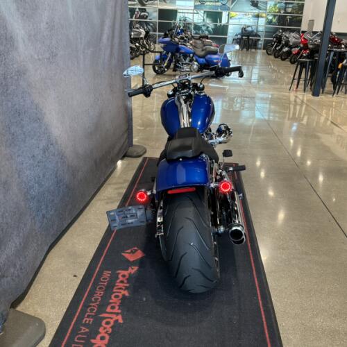 2024 Harley-Davidson® Breakout® 117 Blue Burst FXBR thumb 0
