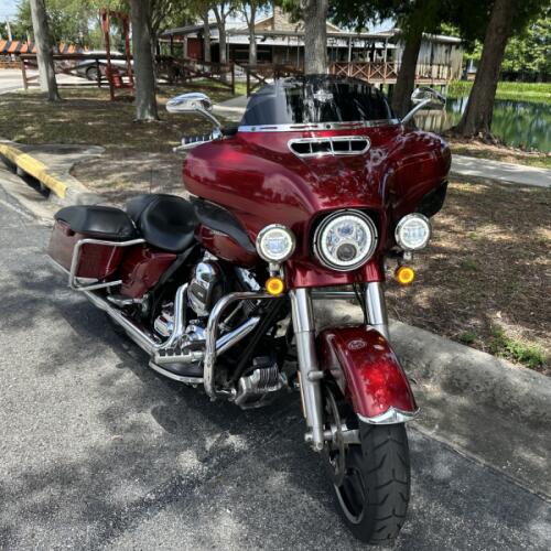 2016 Harley-Davidson® Street Glide® Special Velocity Red Sunglo thumb 3