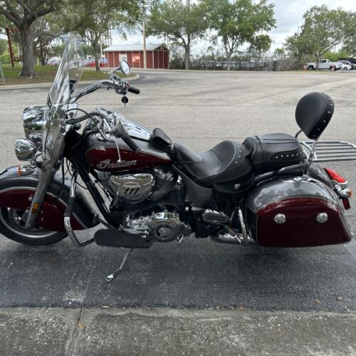 2017 Indian Motorcycle Springfield Indian Red thumb 0