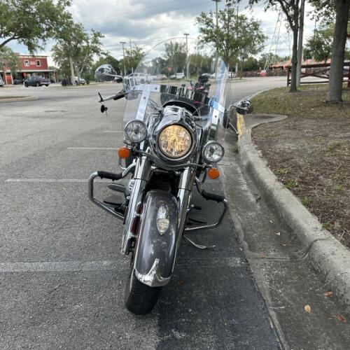 2017 Indian Motorcycle Springfield Indian Red thumb 2