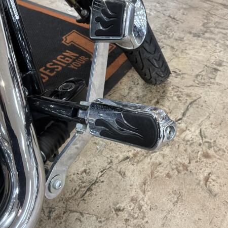 FXSTDI 2004 Softail Deuce thumb 0