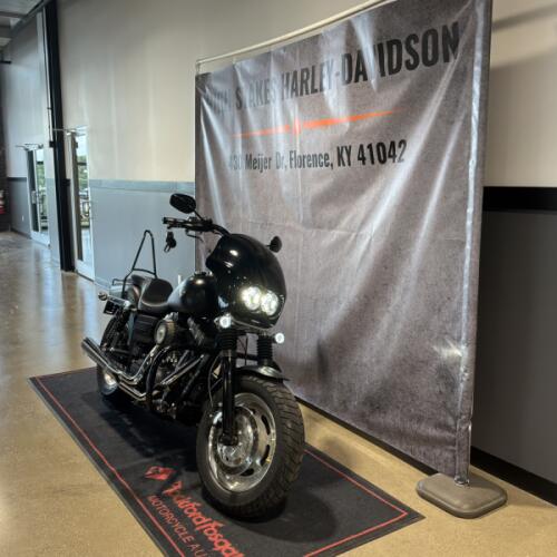 2013 Harley-Davidson® Fat Bob® Black Denim thumb 3