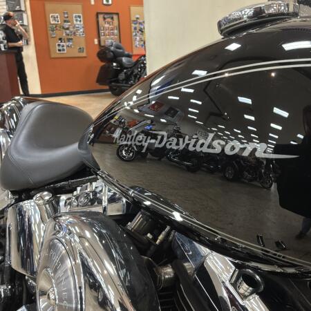 FXSTDI 2004 Softail Deuce thumb 2