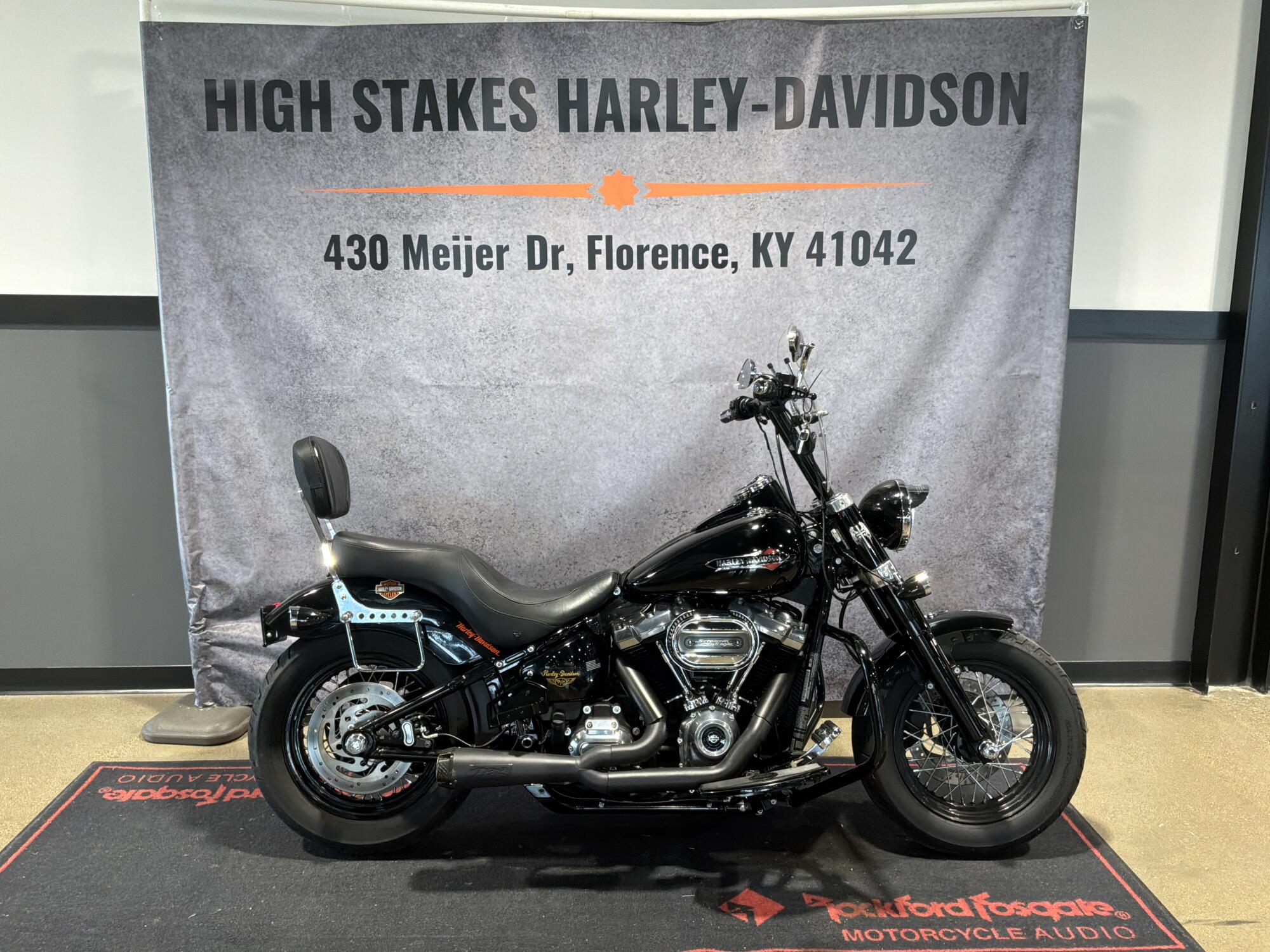 2018 Harley-Davidson® Softail Slim® Vivid Black