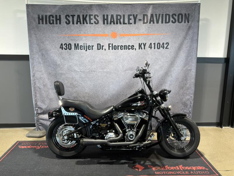 2018 Harley-Davidson® Softail Slim® Vivid Black