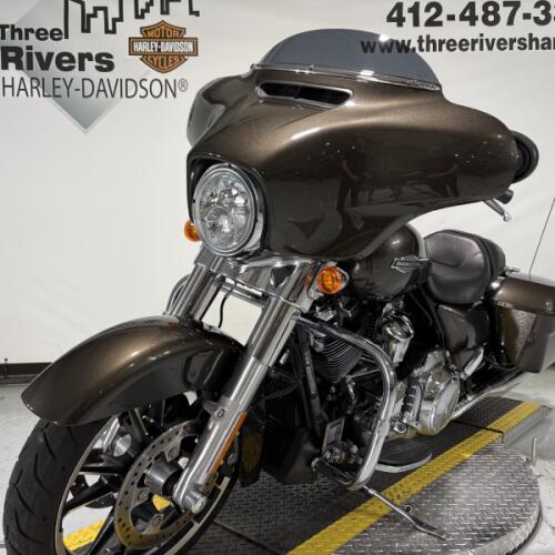 2021 Harley-Davidson® Street Glide® River Rock Gray thumb 0