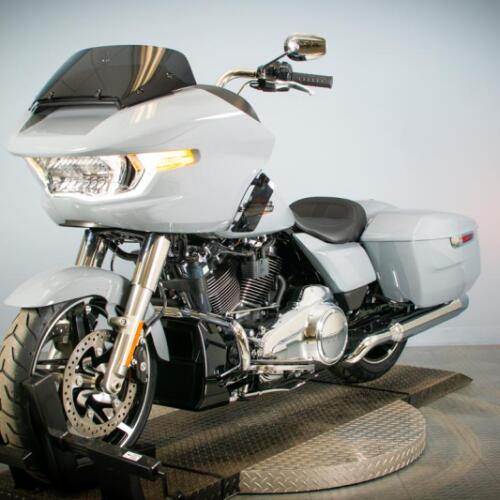 2026 Harley-Davidson® Road Glide™ FLTRX thumb 0