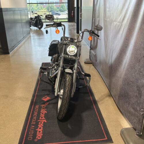 2024 Harley-Davidson® Softail® Standard Billiard Gray FXST thumb 2