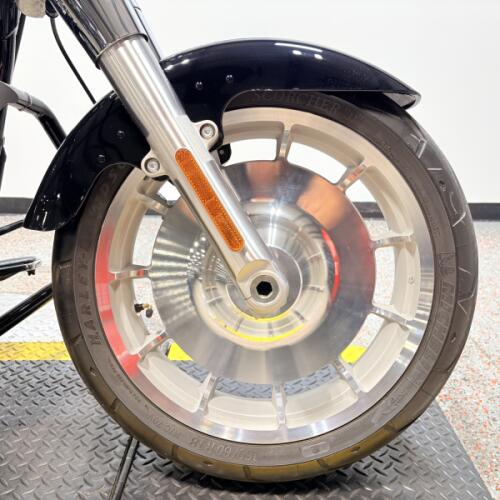 2023 FLFBS Harley-Davidson® Fat Boy® 114 Vivid Black thumb 0
