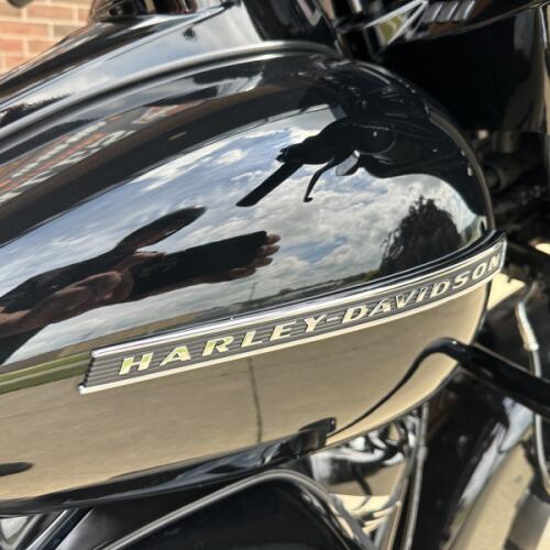 2018 Harley-Davidson Street Glide Special FLHXS thumb 3