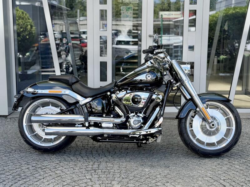 2026 Harley-Davidson® Fat Boy® Olive Steel Metallic / Vivid Black Chrome Trim