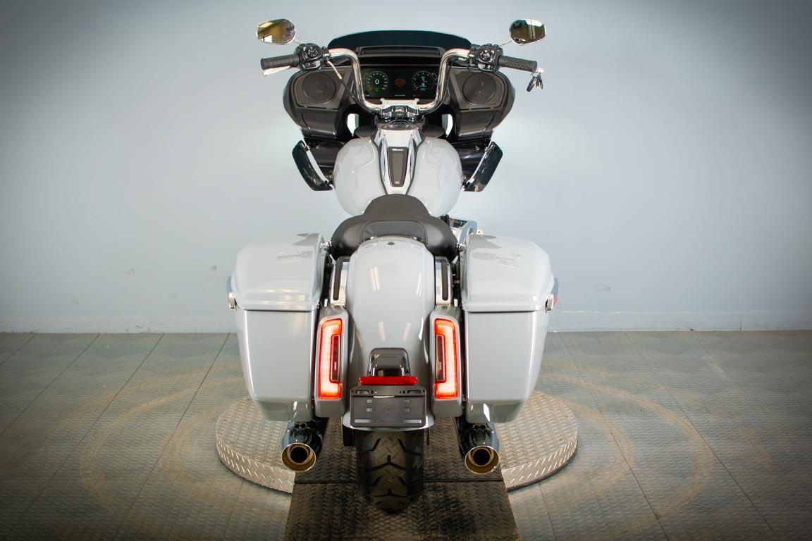 2026 Harley-Davidson® Road Glide™ FLTRX, photo 7