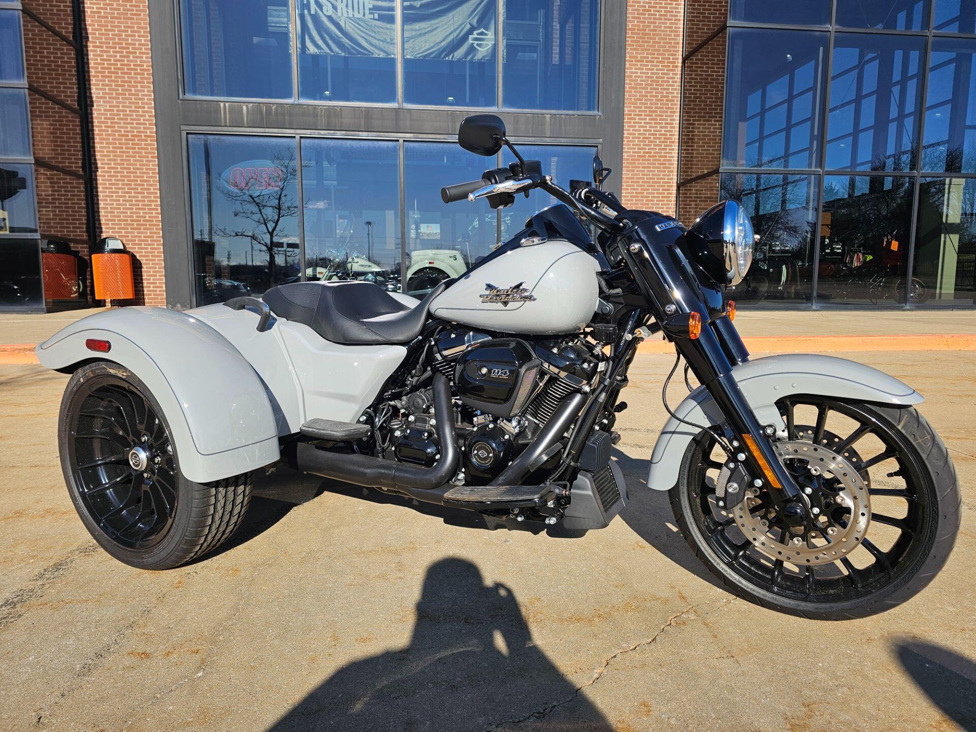 FLRT 2024 Freewheeler™