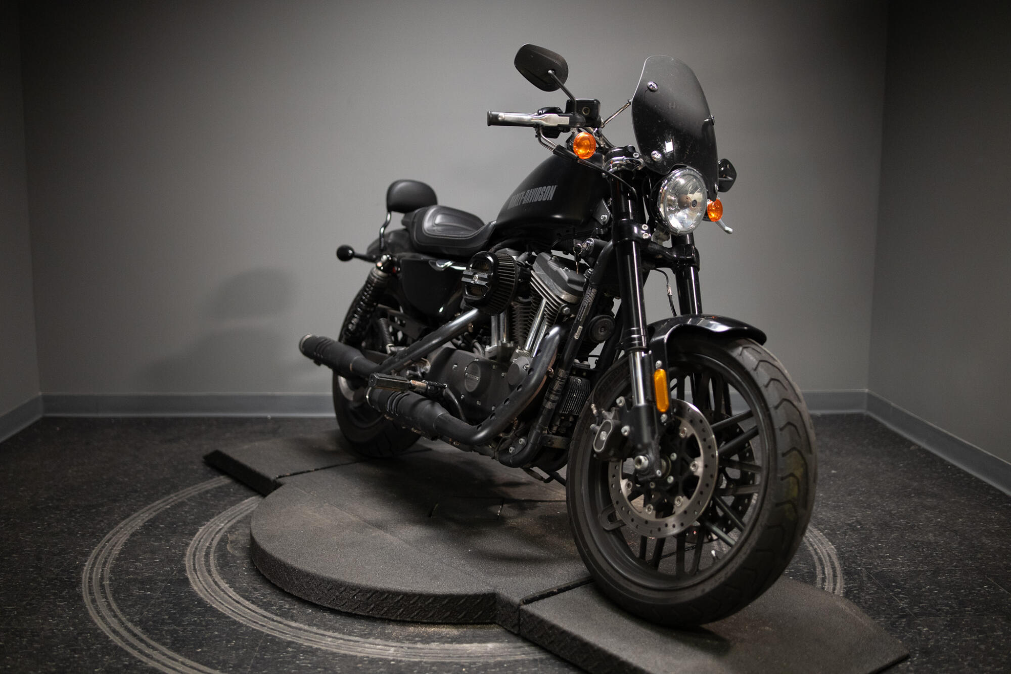 2016 Roadster™ (XL1200CX)
