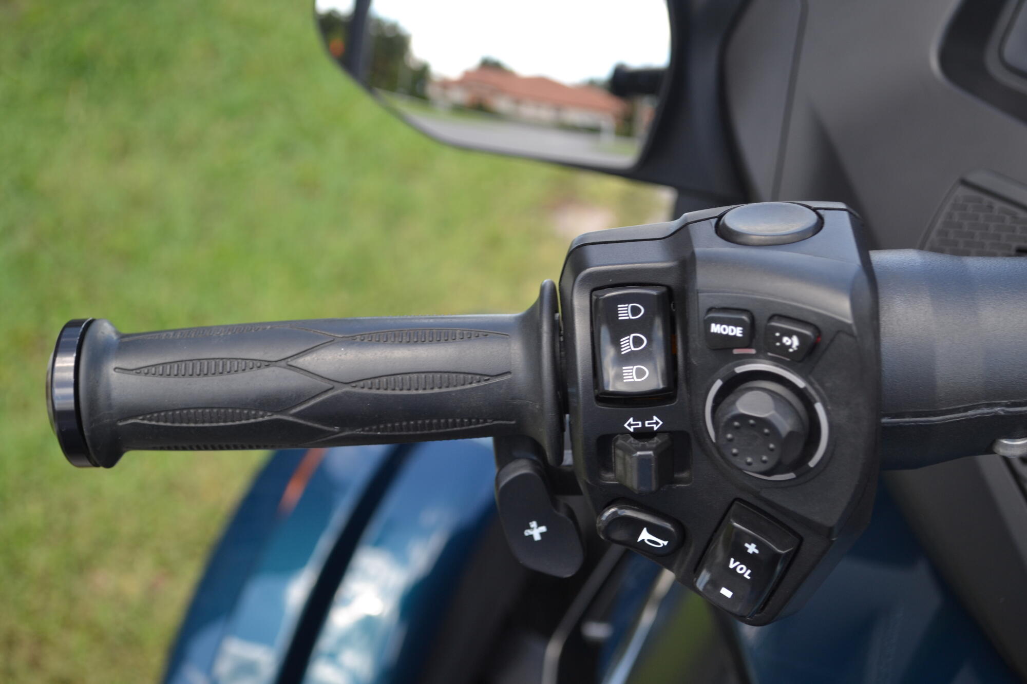 2021 Can-Am Spyder RT Petrol Metallic, photo 10