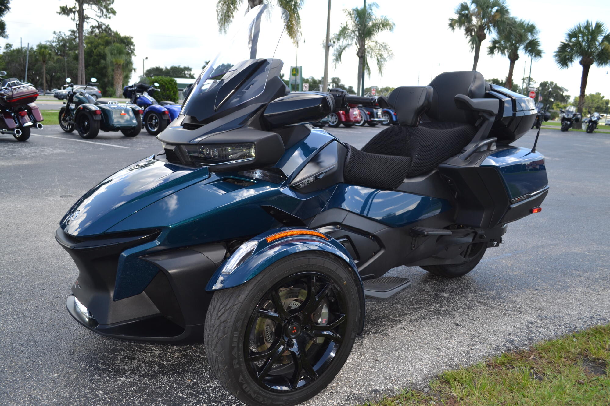 2021 Can-Am Spyder RT Petrol Metallic, photo 5