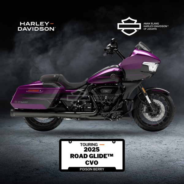 2025 Harley-Davidson® CVO™ Road Glide™ Poison Berry